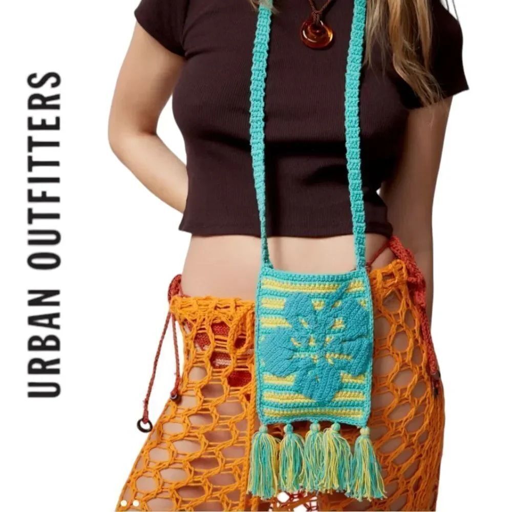 UO Urban Outfitters Blue Woven Boho Neck Pouch Purse NEW